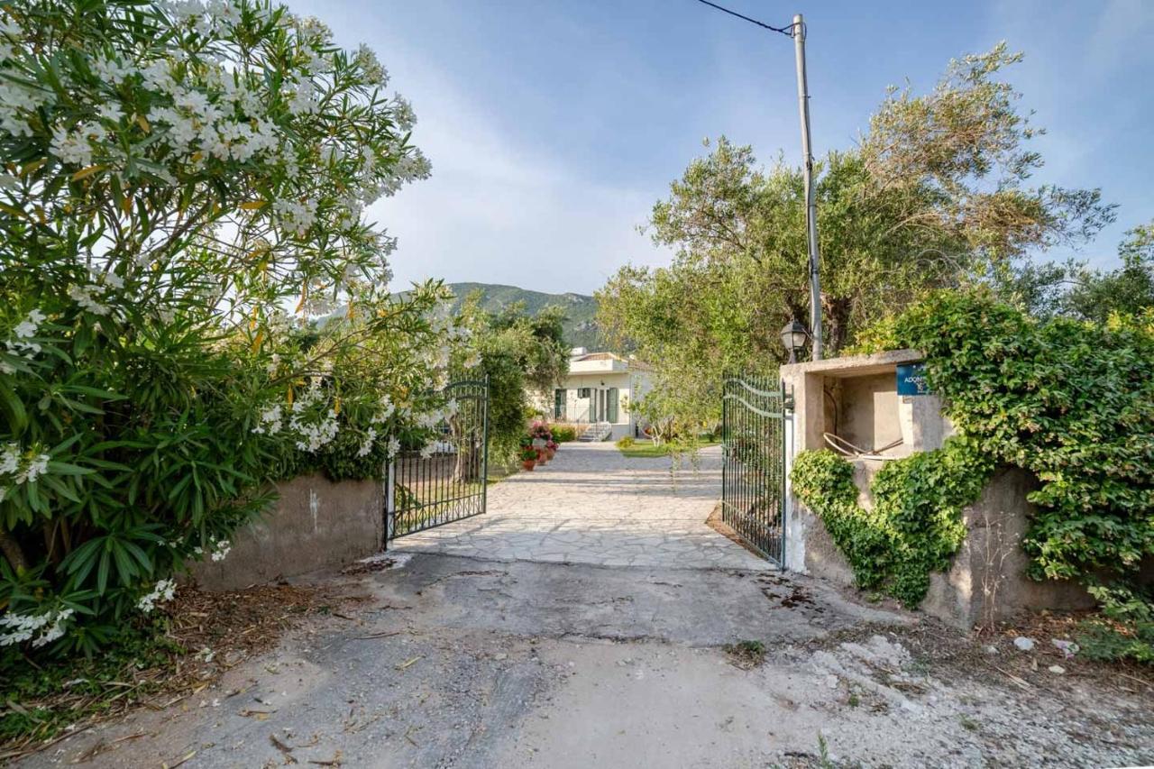 Villa Adonis Halikounas Exterior photo